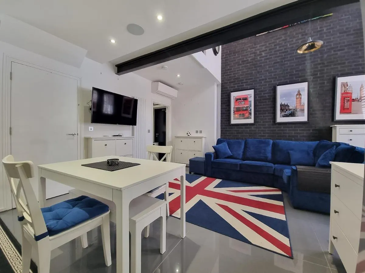 Deluxe Townhouse Zone 1 Brick Lane Villa London 0*,  United Kingdom